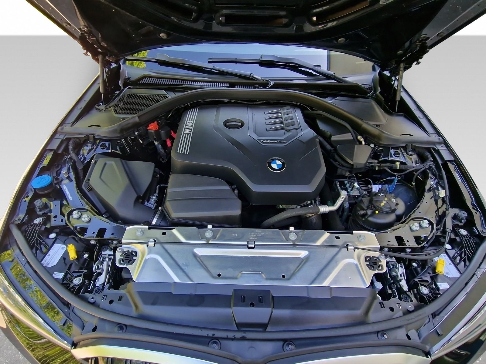 BMW 318i Tour. foto 12