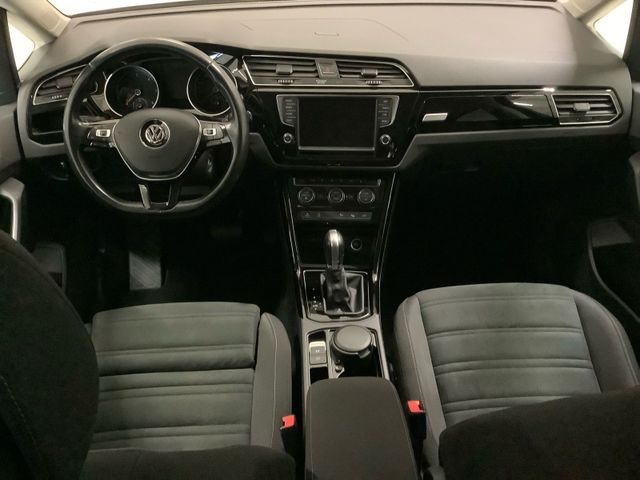 Touran Highline 2,0 TDI 110 kW DSG  LED, AZV, Na