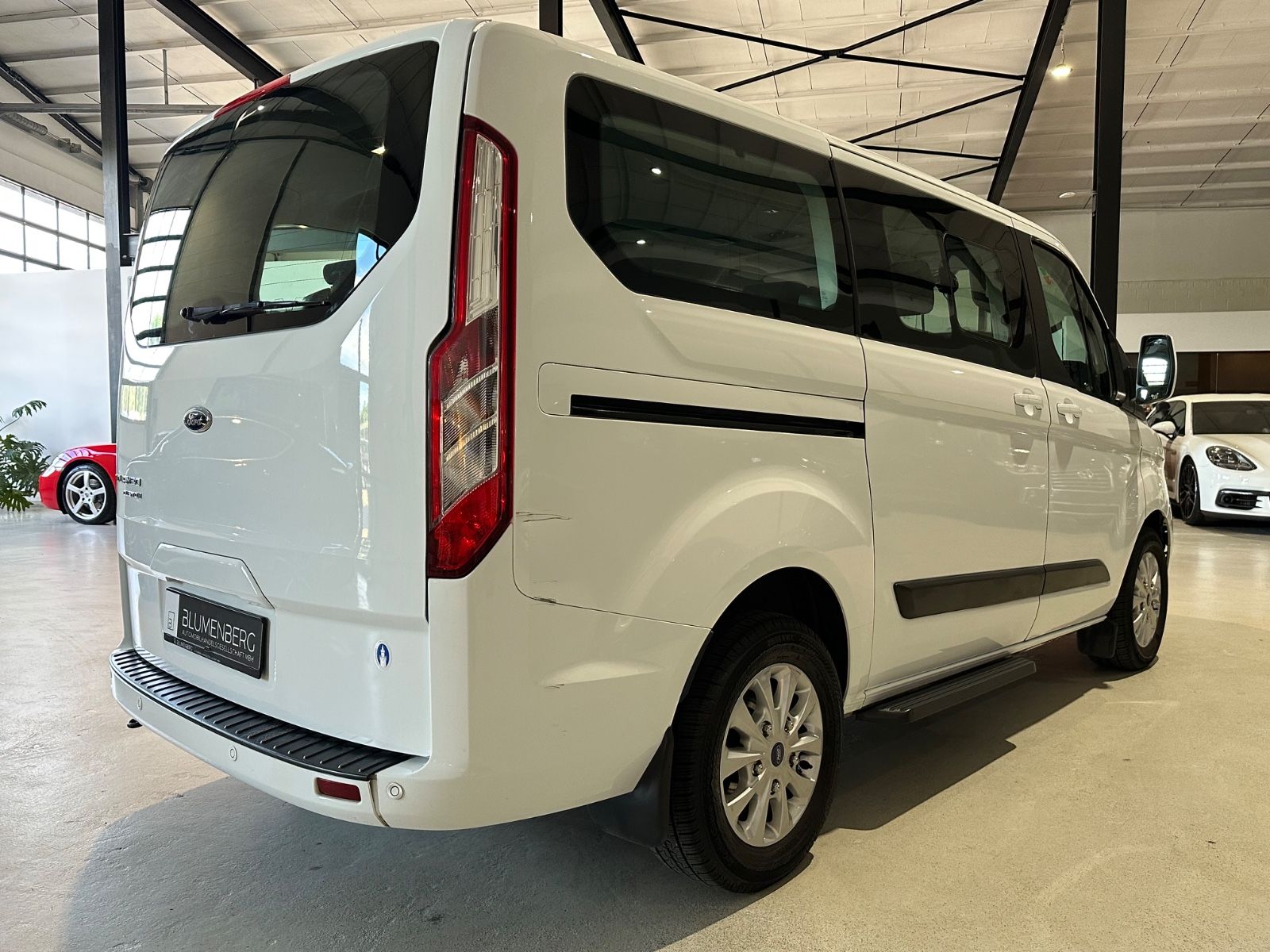 Ford Tourneo Custom Kombi 320 L1Trend 8-Sitzer Tempo foto 3