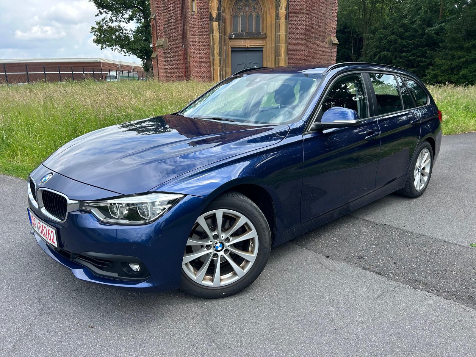 BMW 320 3 Touring 320 i Advantage Head Up LED Faceli