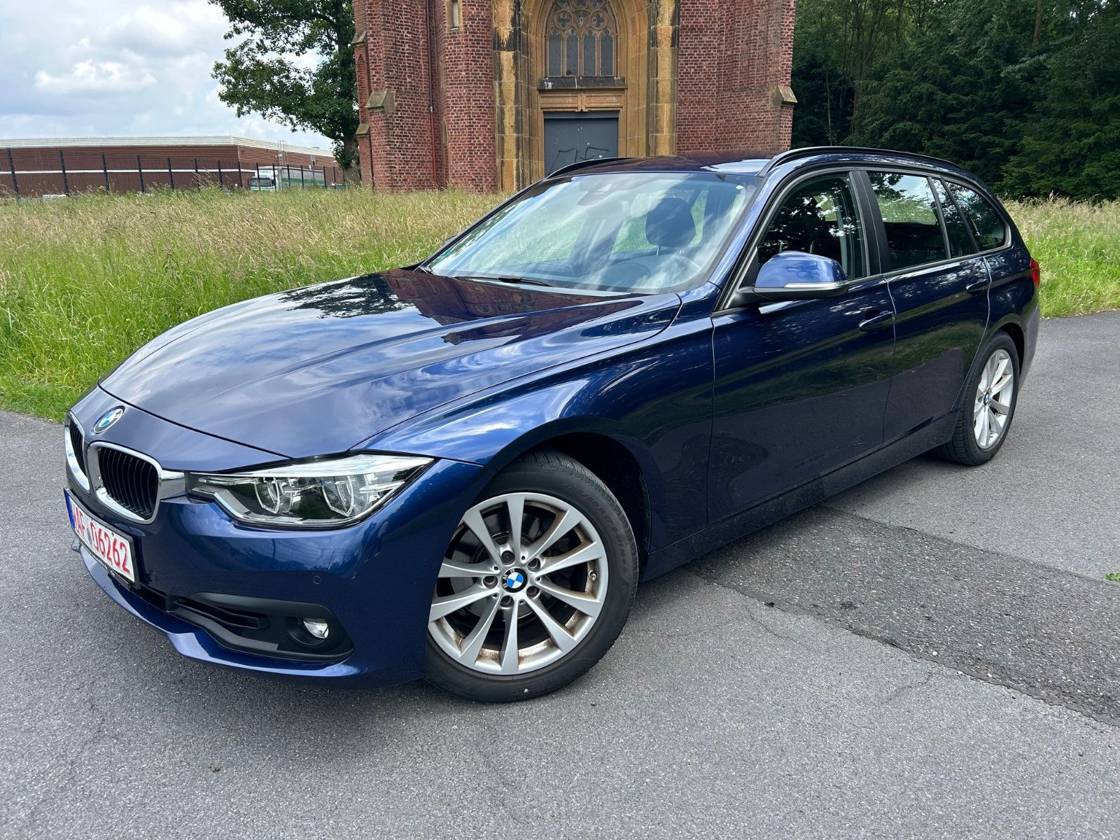 BMW 320 3 Touring 320 i Advantage Head Up LED Faceli