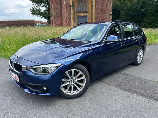 BMW 320 3 Touring 320 i Advantage Head Up LED Faceli