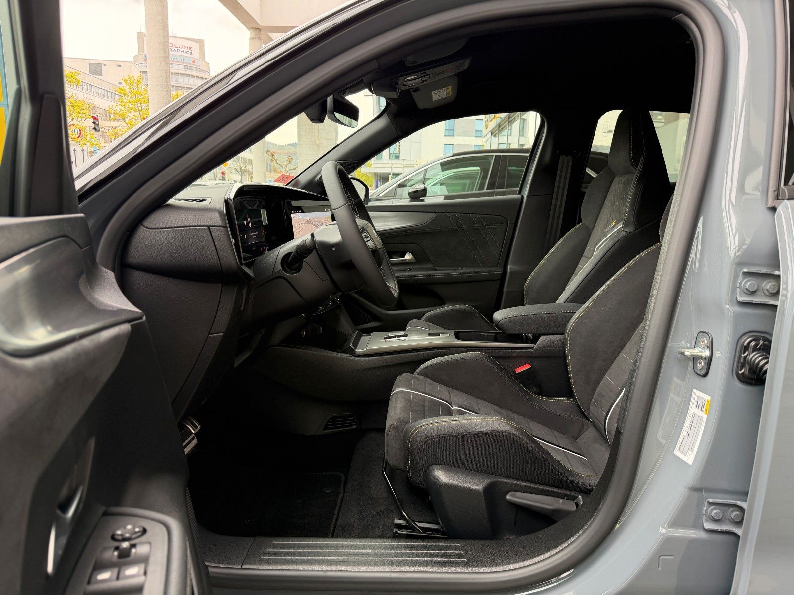 Fahrzeugabbildung Opel Mokka e GSE Kamera,LED,Matrix,Navi,SHZ,Keyless