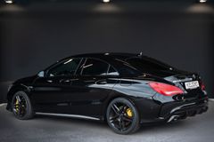 MERCEDES-BENZ CLA 45 AMG 4Matic*Bi-Xenon*Kamera*Navi*18"*