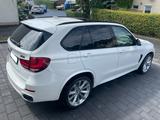 BMW X5 xDrive30d - M-Paket,Navi,P.Dach,Leder,AHK... - BMW X5 in Dortmund