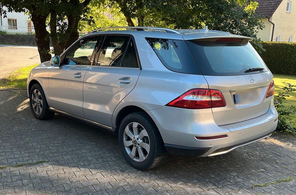 Mercedes-Benz ML 250