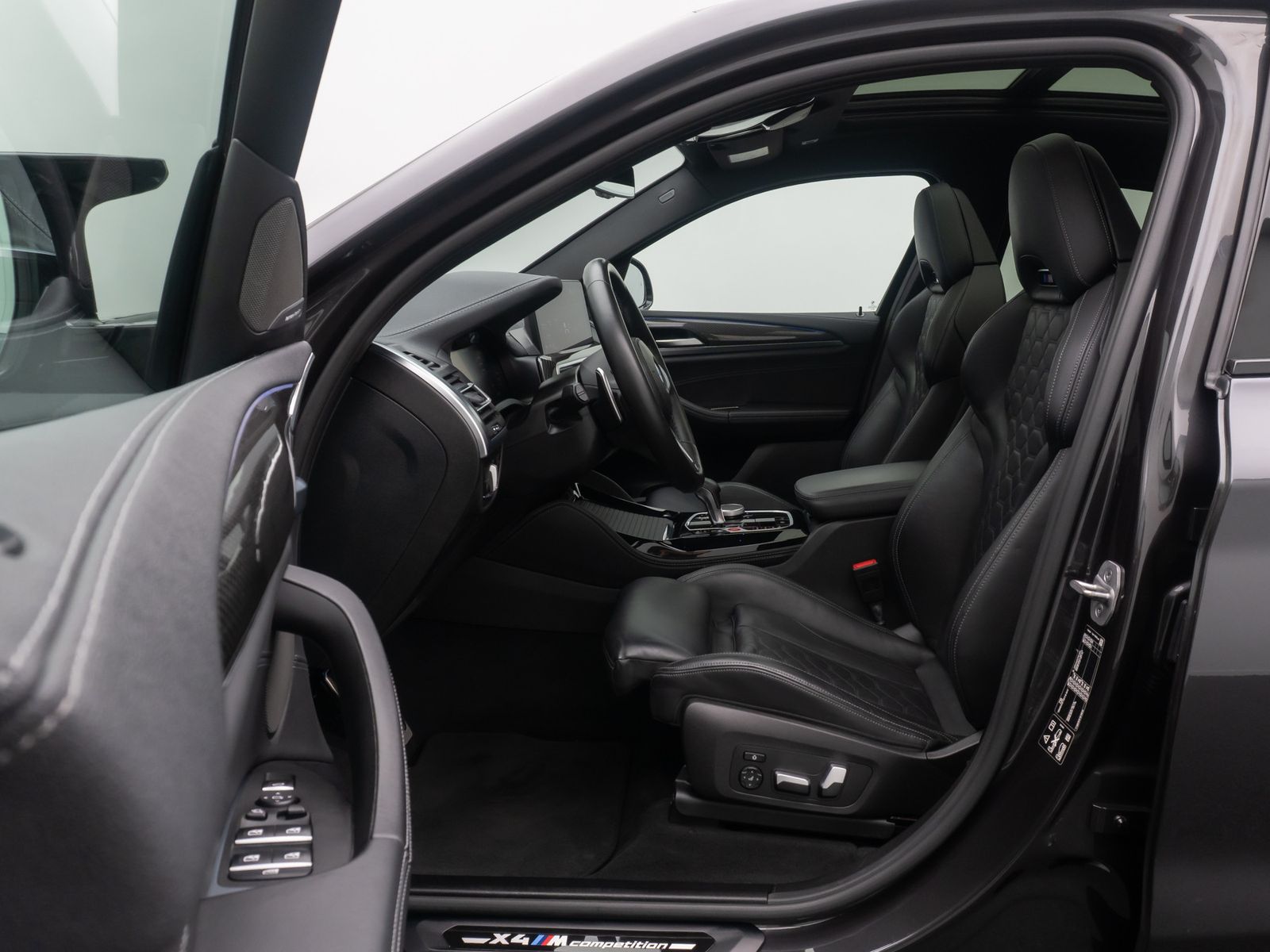 Fahrzeugabbildung BMW X4 M Competition M Driver&acute;s 360&deg;DAB Panorama 21"