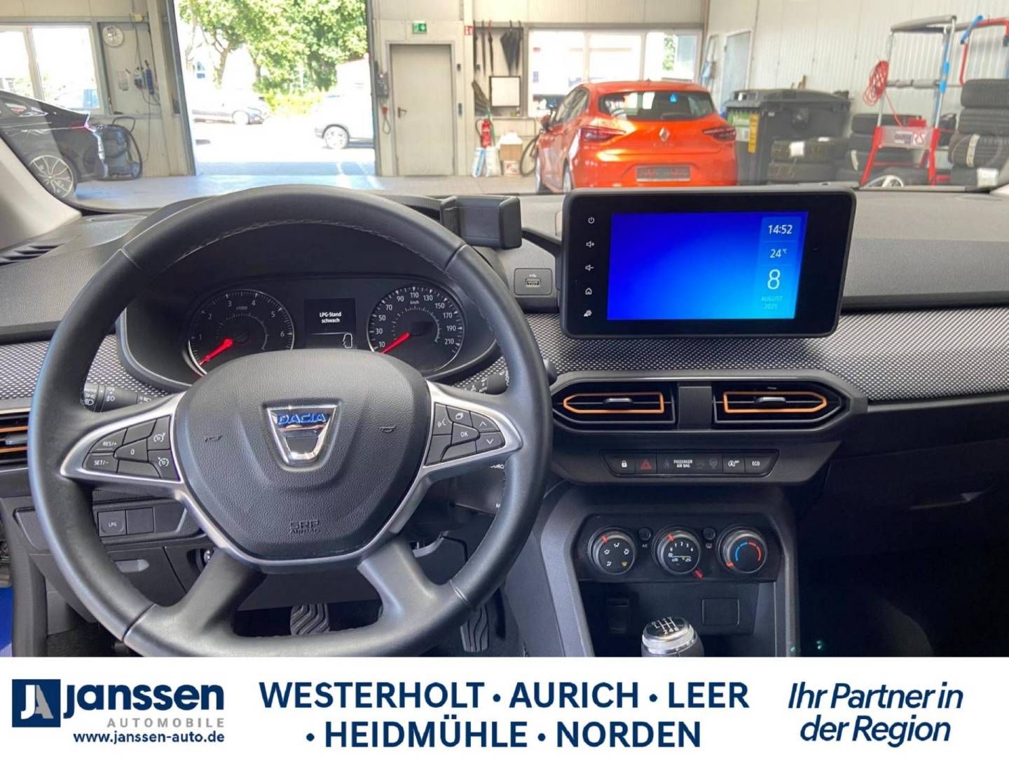 Fahrzeugabbildung Dacia Sandero Stepway Comfort TCe 100 ECO-G (MY2021)
