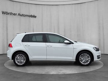 Volkswagen Golf - 6
