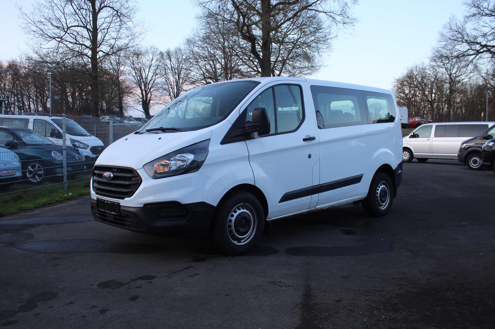 Ford Transit Custom Kombi 320 L1 (9 Sitzer)