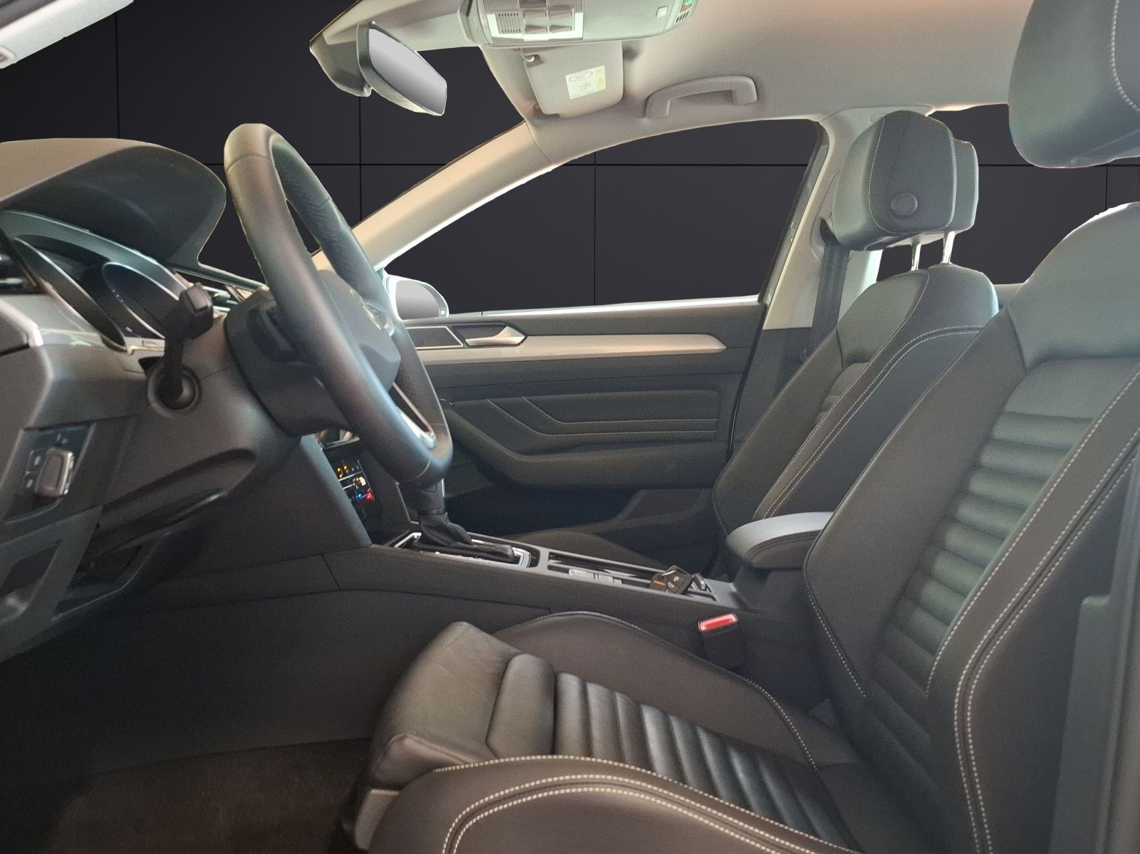 Fahrzeugabbildung Volkswagen Passat Variant TDI Business DSG LED Navi ACC RFK