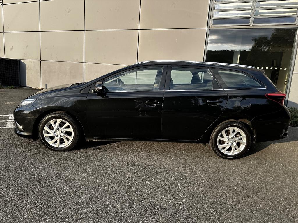 Toyota Auris Touring Sports