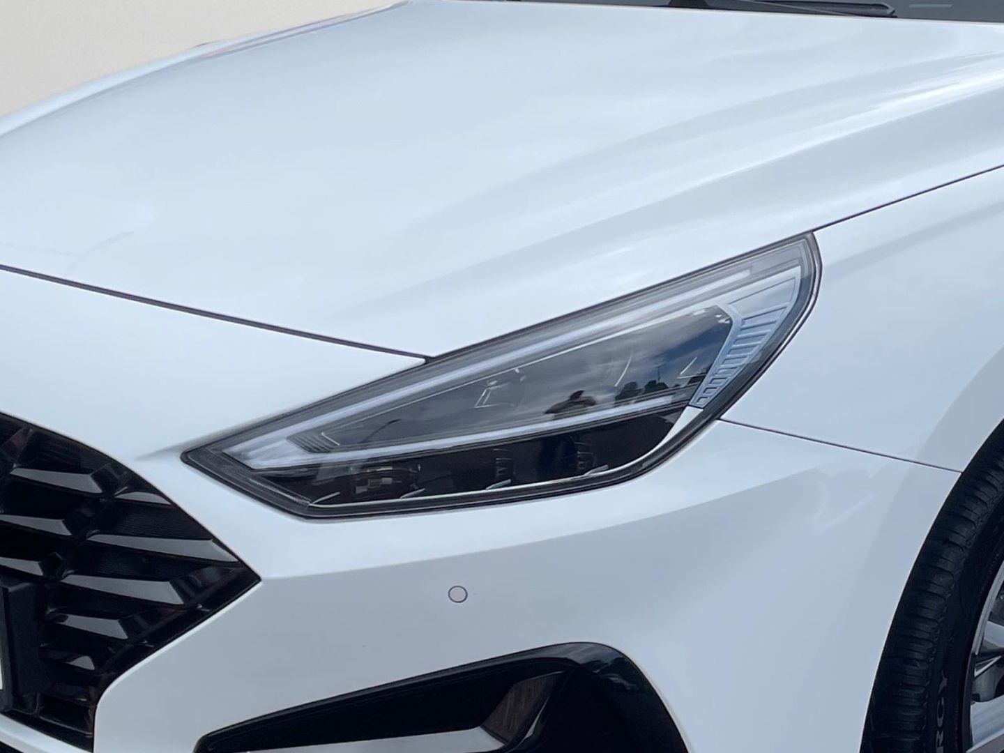 Fahrzeugabbildung Hyundai i30 1.5T Mild-Hybrid Edition 30 Plus Sitzheizung