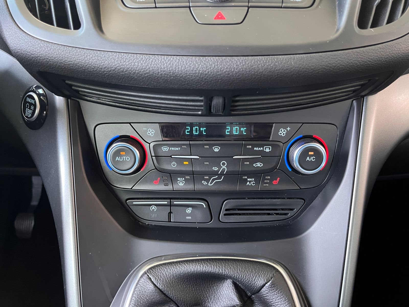 Fahrzeugabbildung Ford Kuga Cool & Connect KLIMA NAV SHZ PDC
