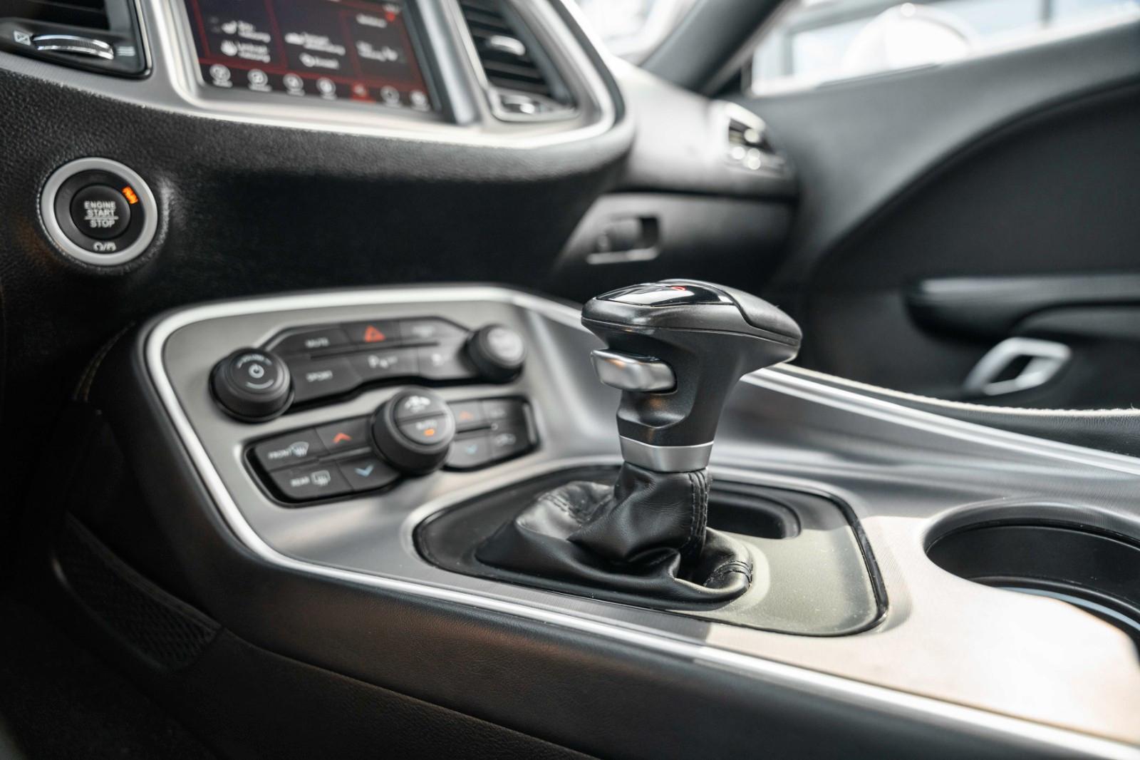 Dodge Challenger 5,7 R/T HEMI NAV ALPINE KAMERA LED, миниатюра 23