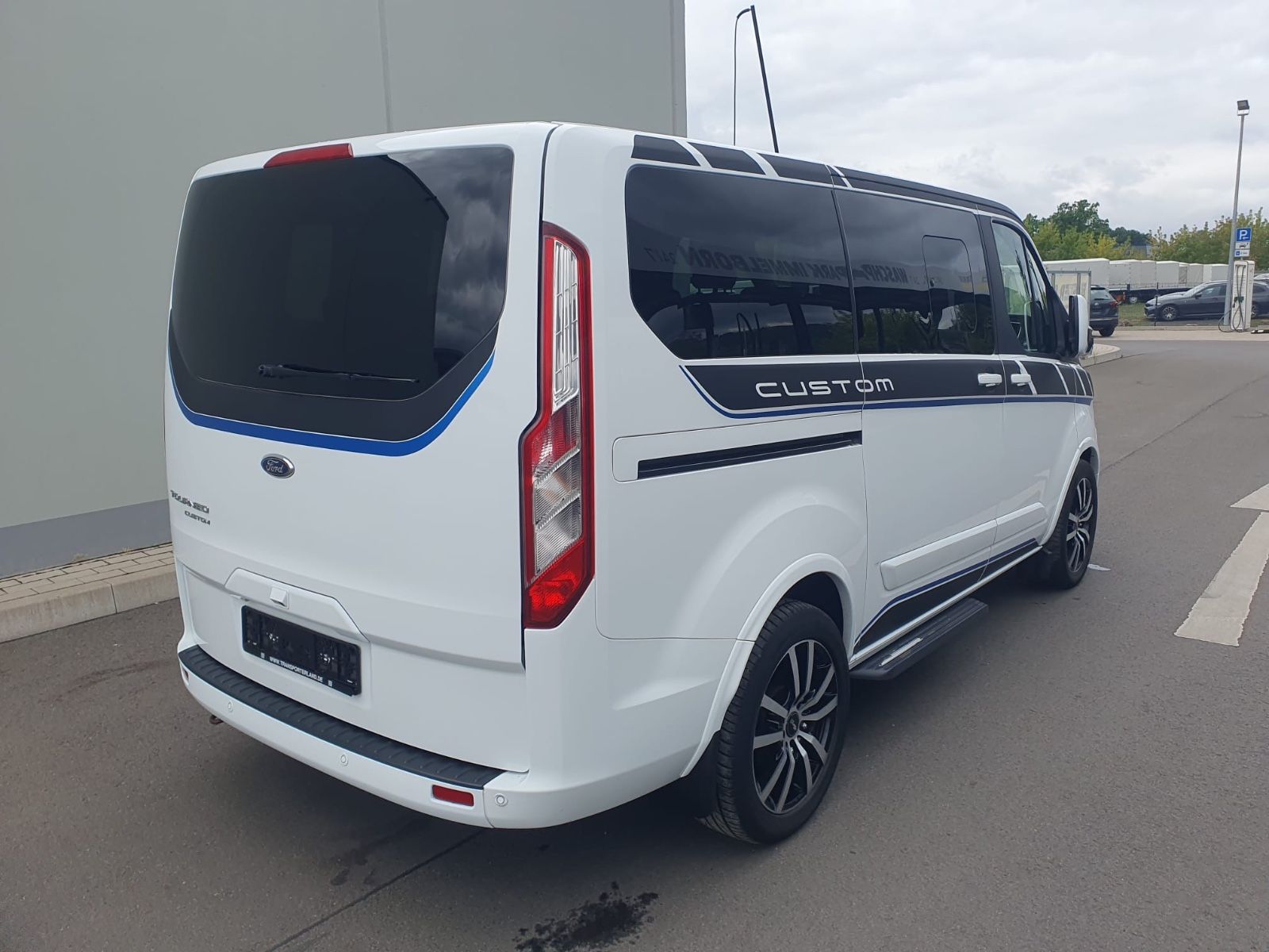 Ford Tourneo Custom L1 Titanium Leder Navi Kamera Xen foto 3