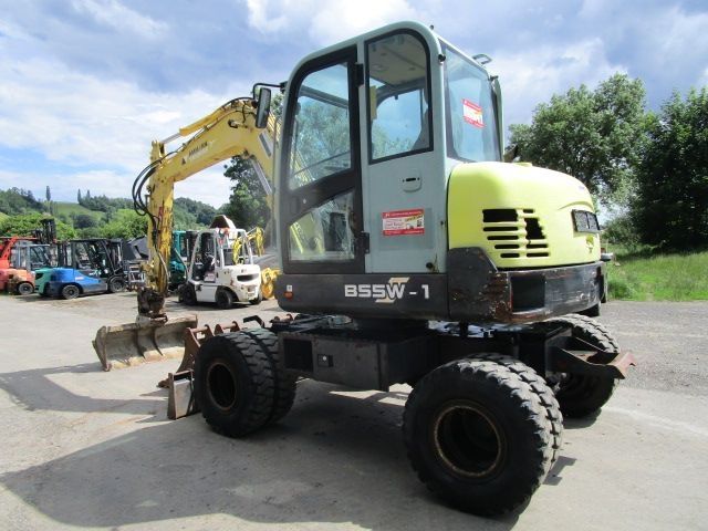 Yanmar B55W mit POWERTILT + Schnellwechsler + 4 Löffel