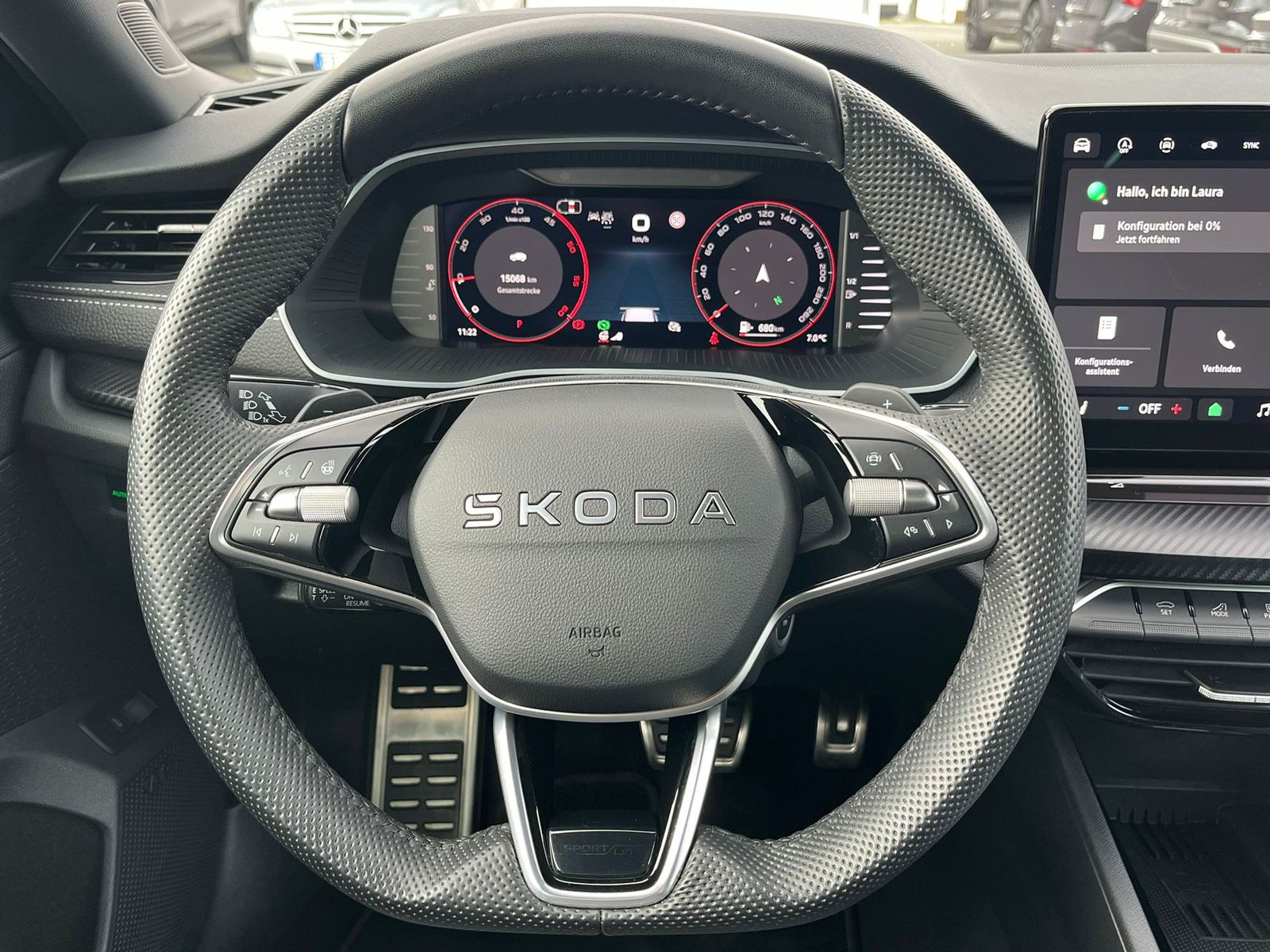 Fahrzeugabbildung SKODA Octavia 2.0 DSG Sportline MATRIX*AHK*CANTON*5J.G
