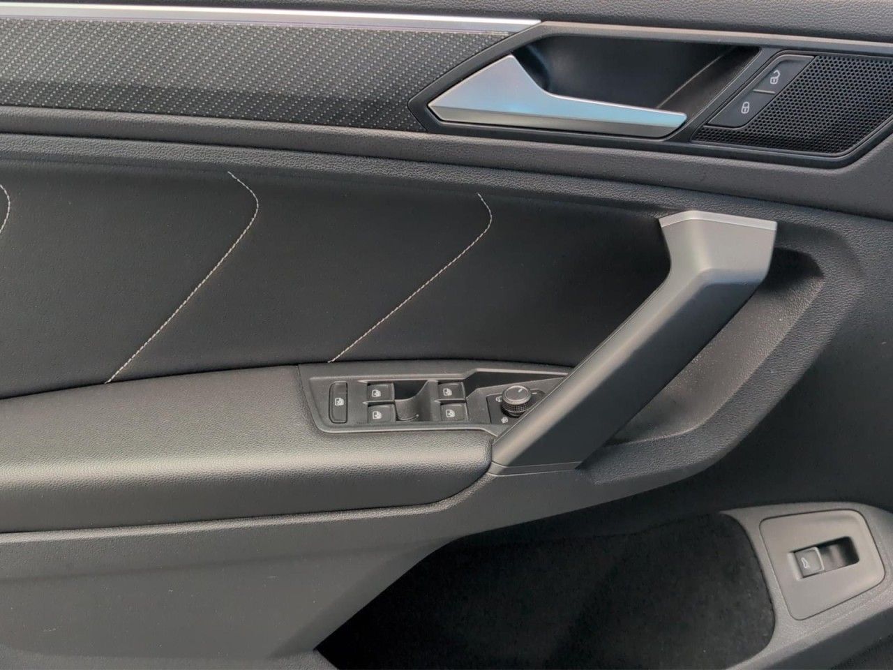 Tiguan R-Line 1.5 TSI DSG Klima Navi