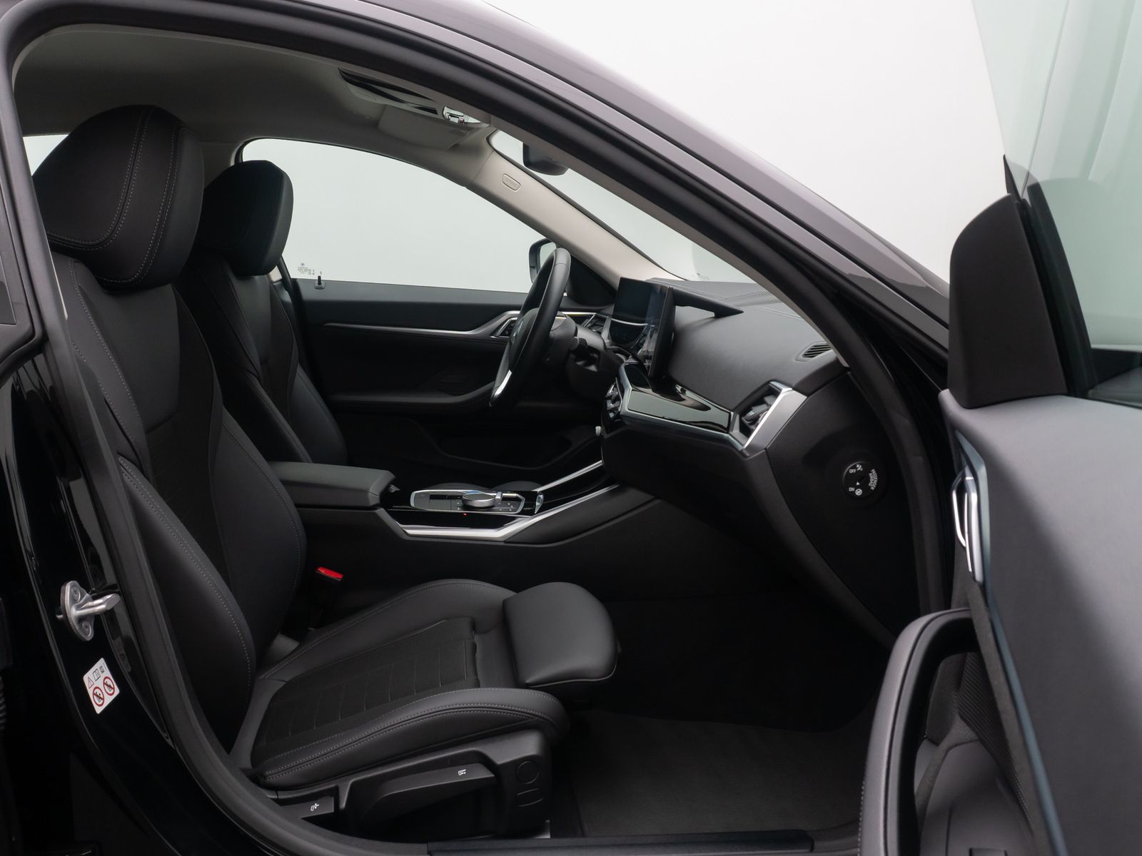 Fahrzeugabbildung BMW i4 eD40 GC Kamera Widscreen Leder Sportsitz DAB