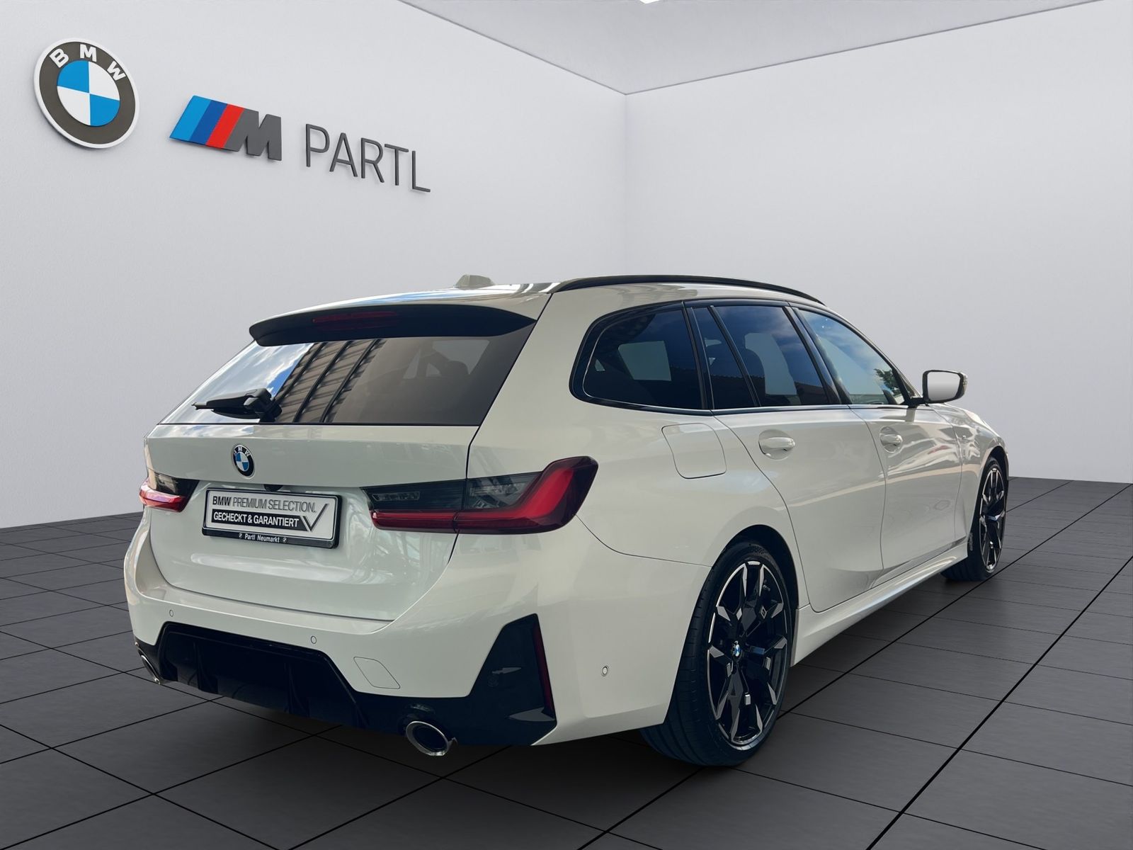 BMW 320i Touring M-Sport adapLED ACC 360° Pano AHK foto 4