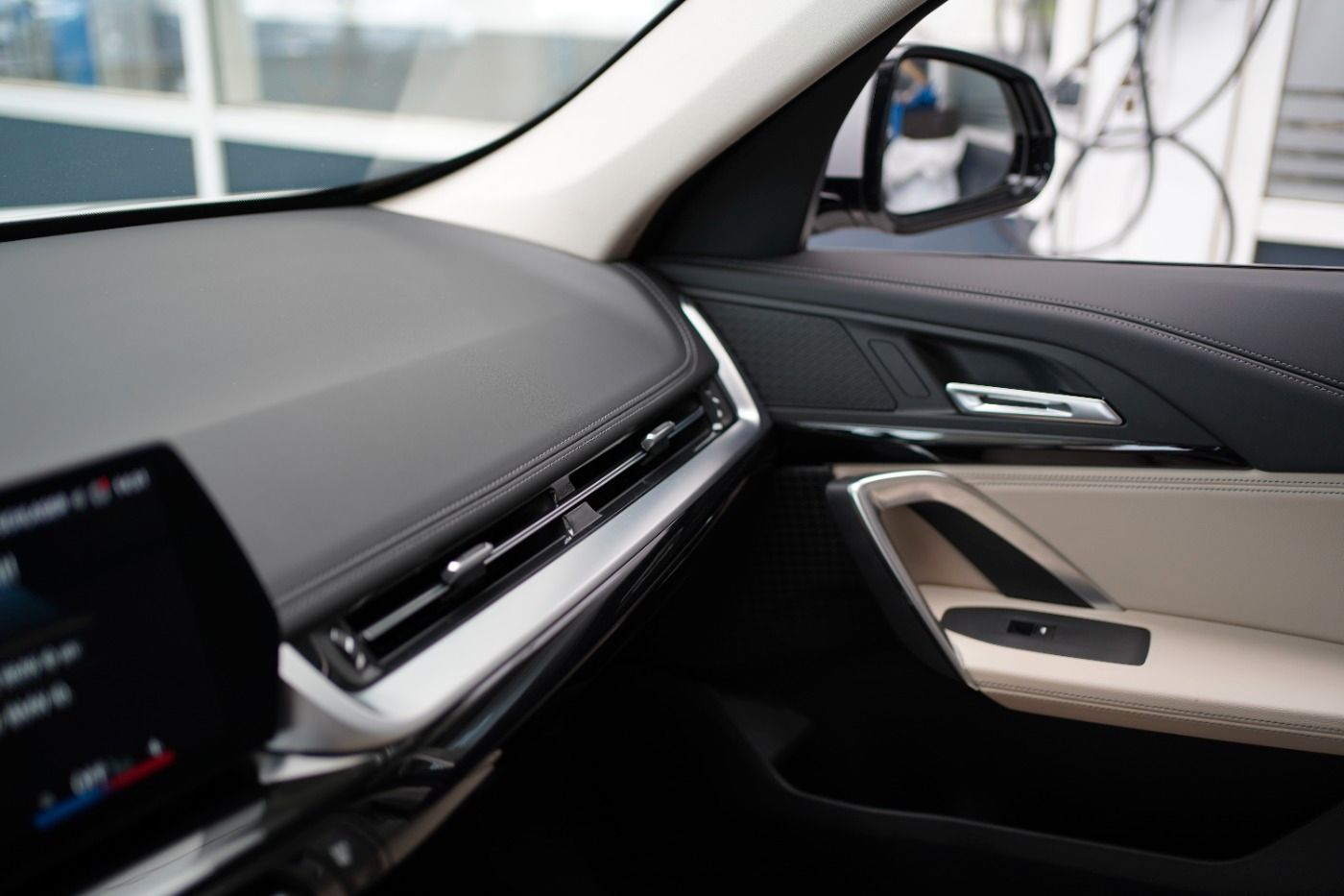 Fahrzeugabbildung BMW X1 18i xLine +LED+Komfortzugang+DAB+Sitzheizung