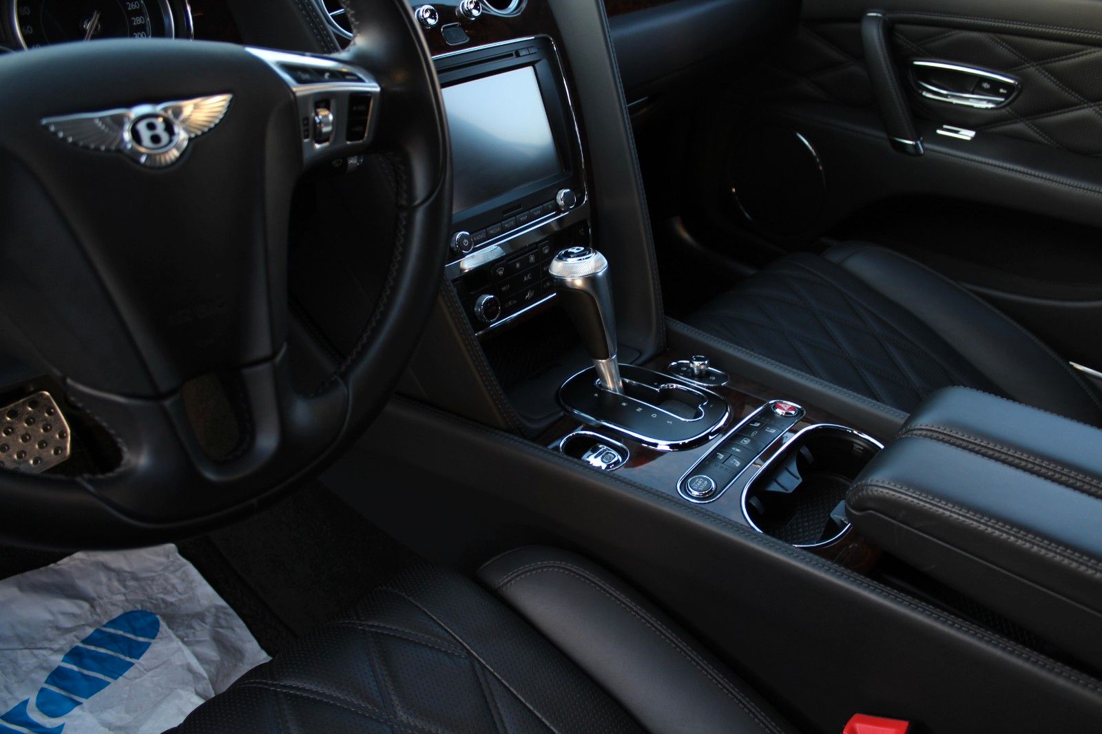 Flying Spur 6.0 W12 Muliner Ausstattung!