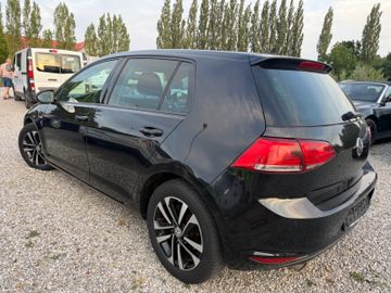Volkswagen Golf - 9
