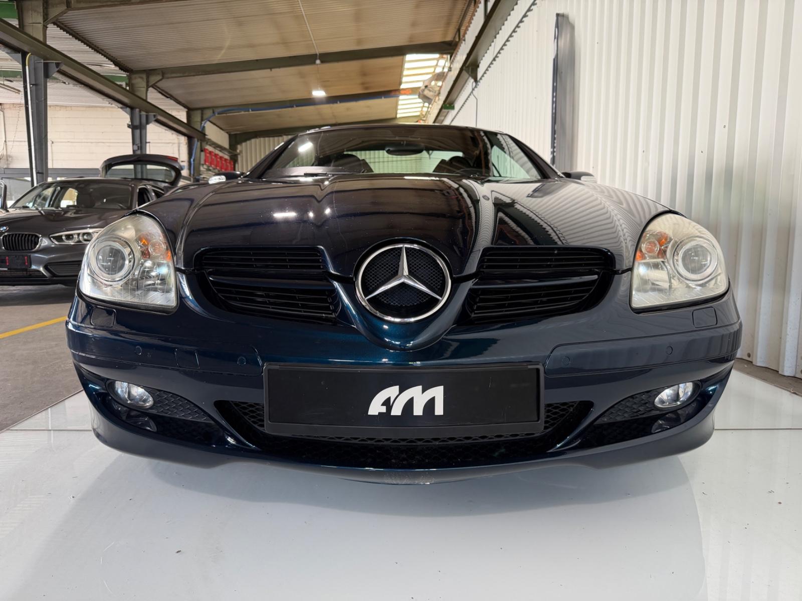 Mercedes-Benz SLK 350*Bi-Xenon*Leder*Navi*Airscarf
