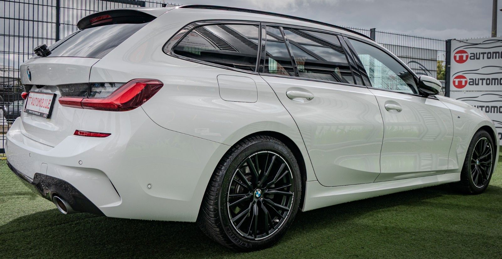 BMW 318i Touring M-Sport SERVICE-GARANTIE|SPUR|ACC foto 5
