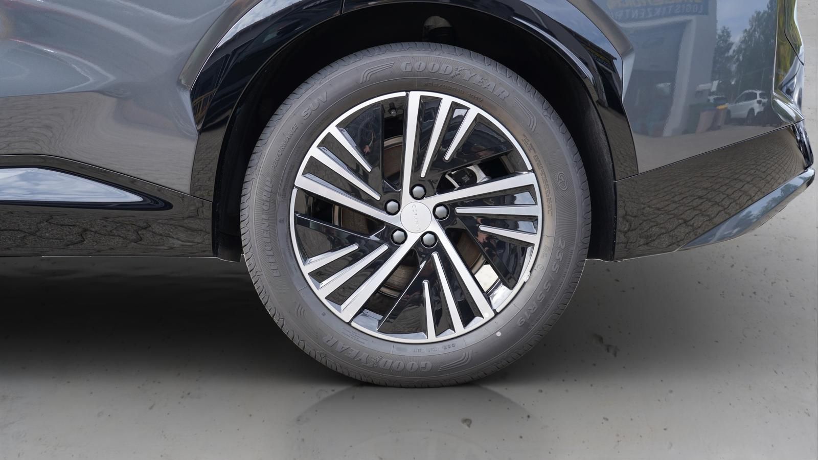 Lynk & Co 08