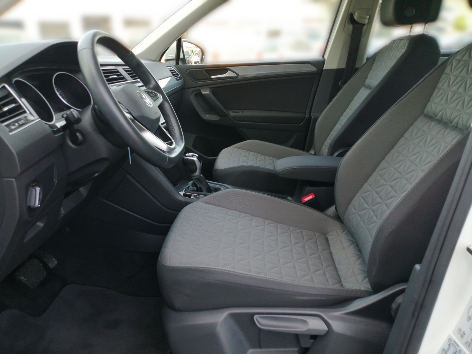 Volkswagen Tiguan - Bild 15