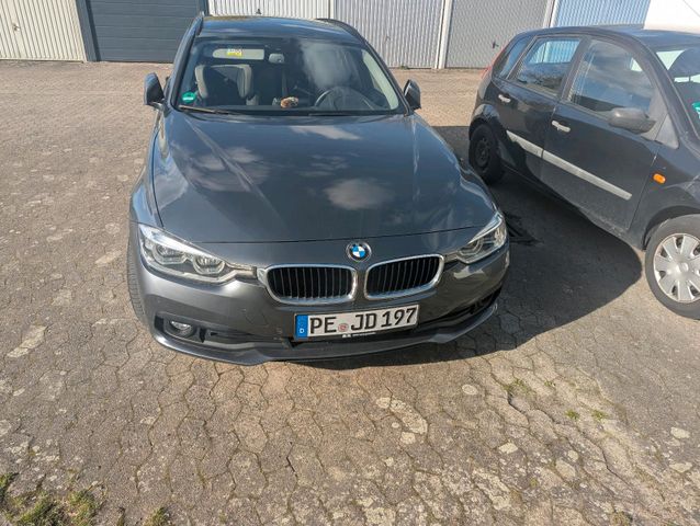 BMW 318d _ lückenloser scheckheft_ Tüv Neue