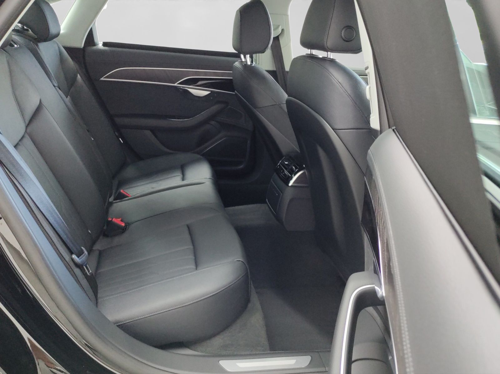 Audi A8 - Bild 6