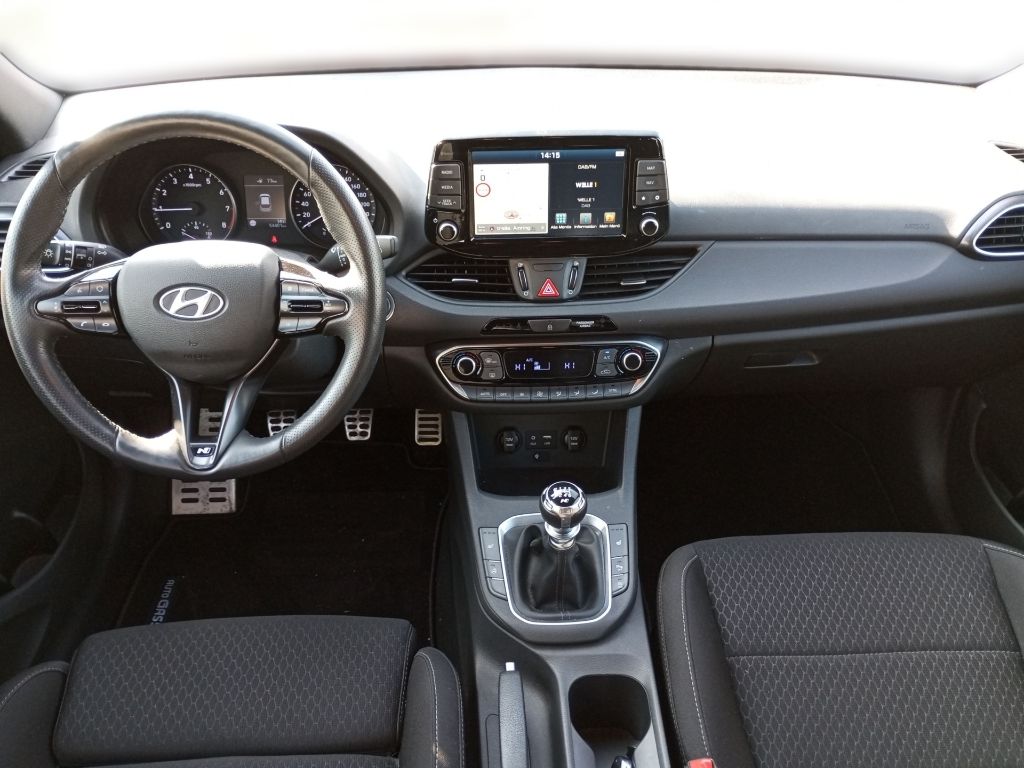 Fahrzeugabbildung Hyundai i30 1.4 Turbo M/T N-LINE Komfortpaket + Navi