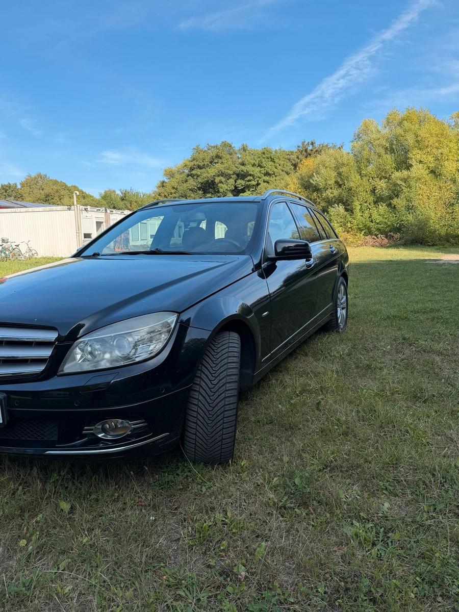 Mercedes-Benz C350 2009 — photo 5