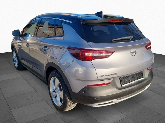 Fahrzeugabbildung Opel Grandland X 1.6 l LED SHZ KEYLESS NAVI 360-KAMER