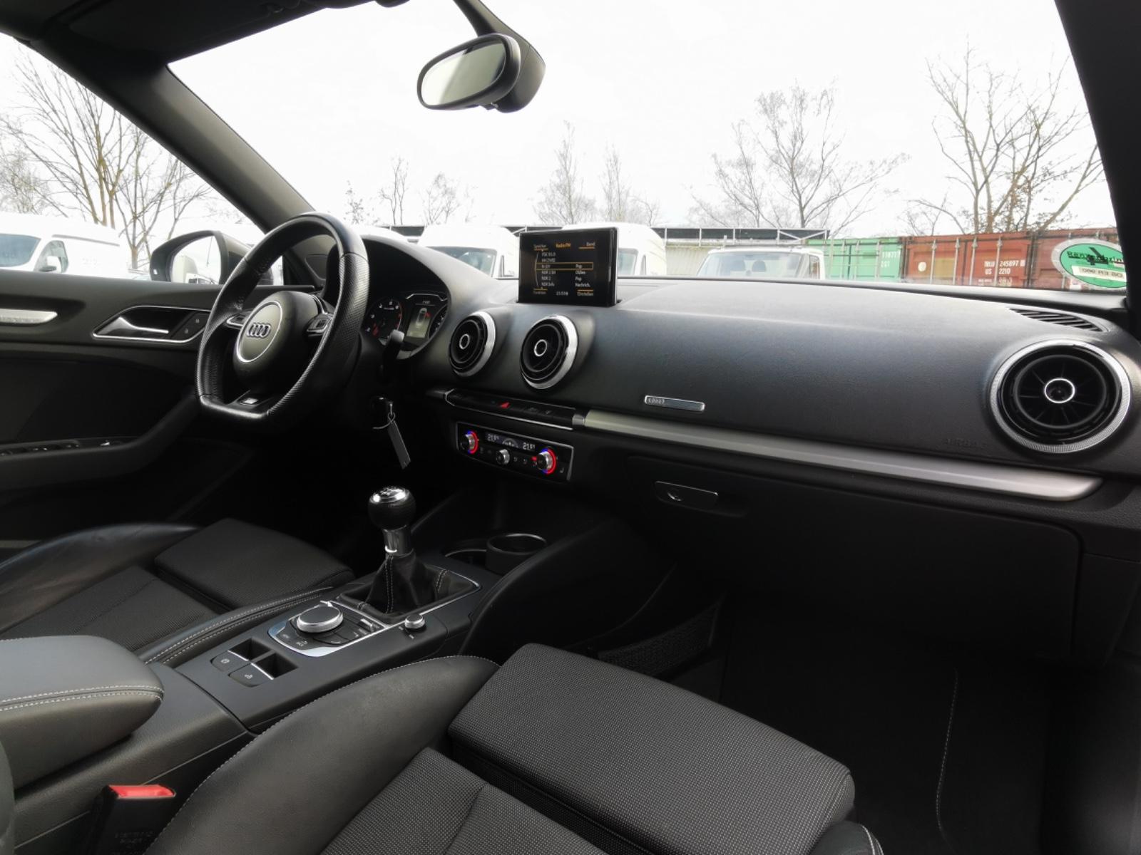 Audi A3 Cabriolet S line Sportpaket