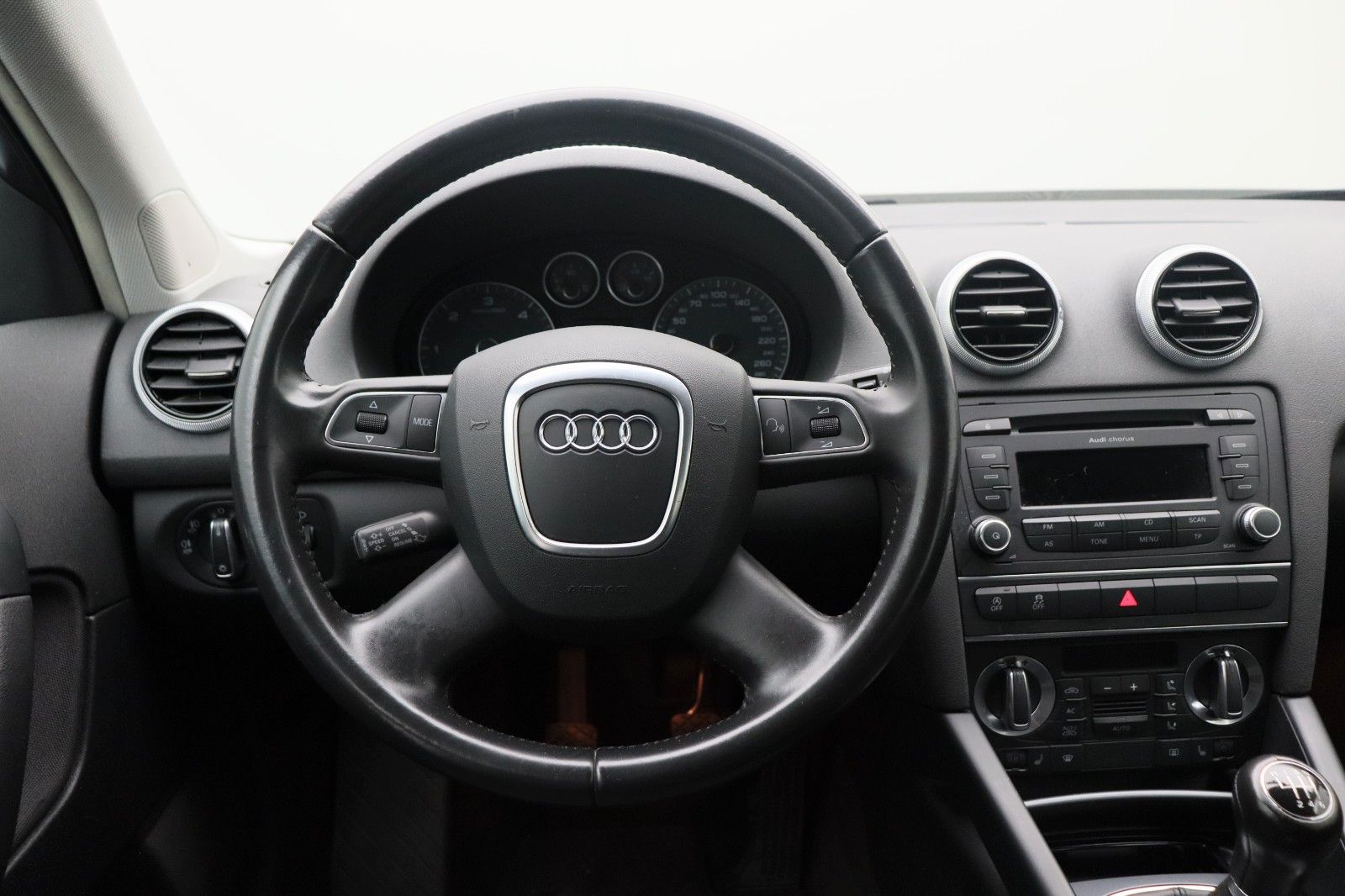 Fahrzeugabbildung Audi A3 Sportback 2.0 TDI Attraction