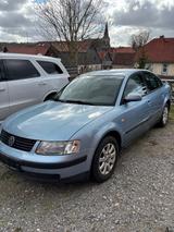 Volkswagen VW Passat 3B 1.6, mit neuen Winterreifen, ... - gebrauchte VW Passat aus dem Jahr 1999