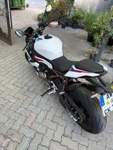 BMW S1000R