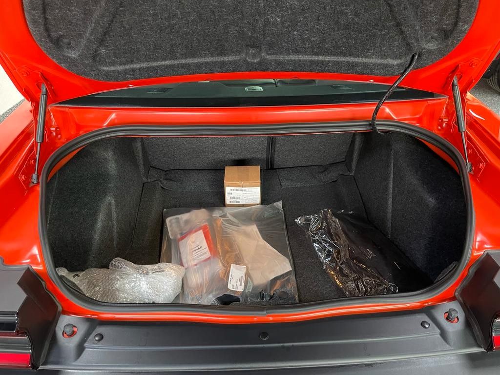 Fahrzeugabbildung Dodge CHALLENGER  R/T-5.7L-V8 HEMi AUS 1. HAND