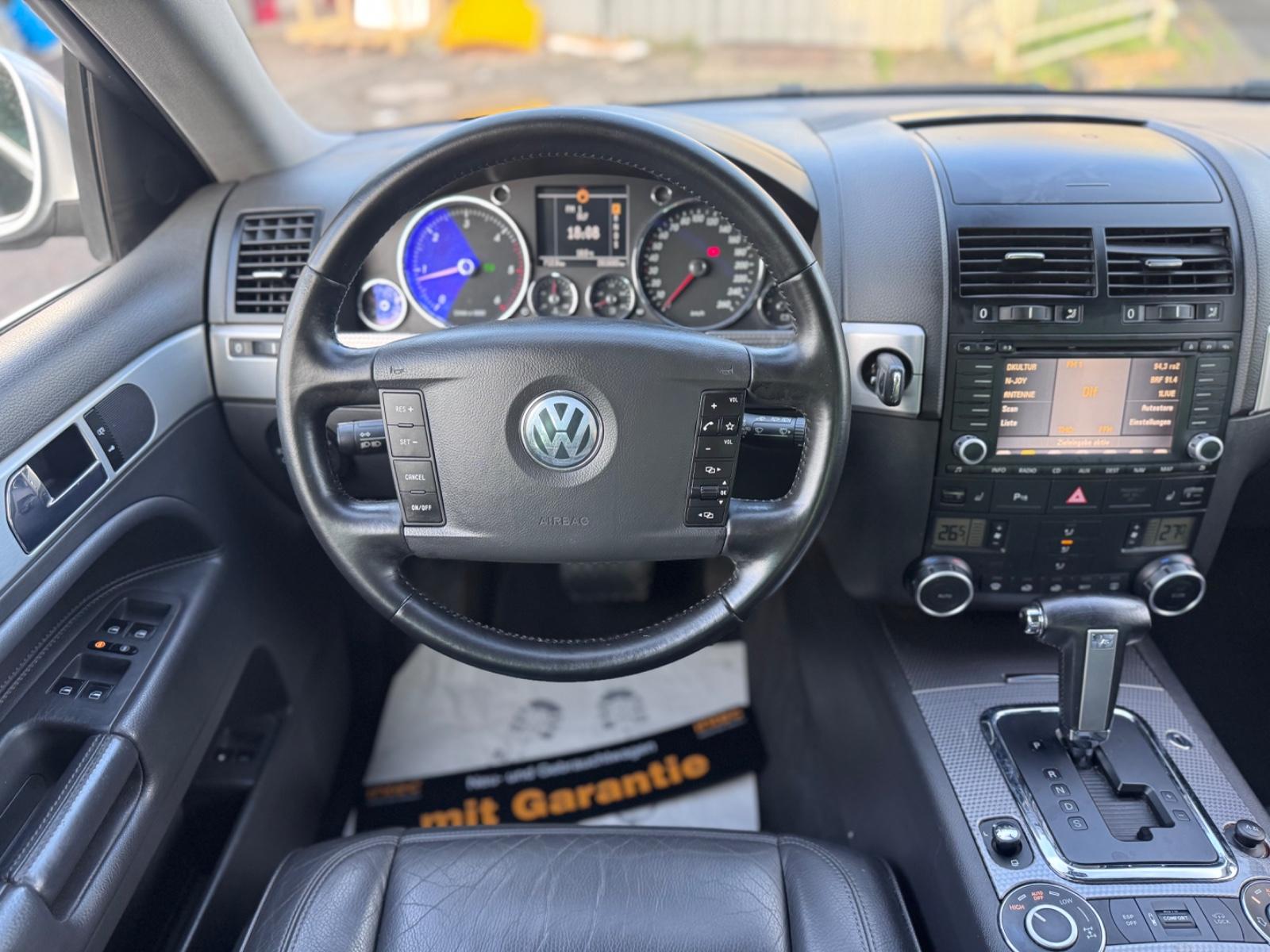 Volkswagen Touareg 2006 — photo 17