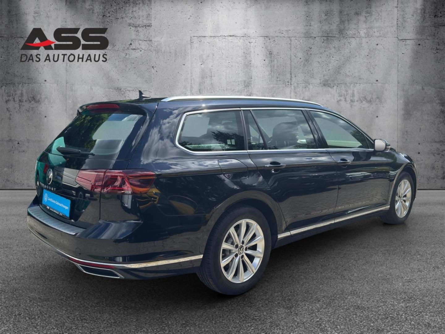 Volkswagen Passat Elegance Navi Leder Memory Sitze Massages, миниатюра 5