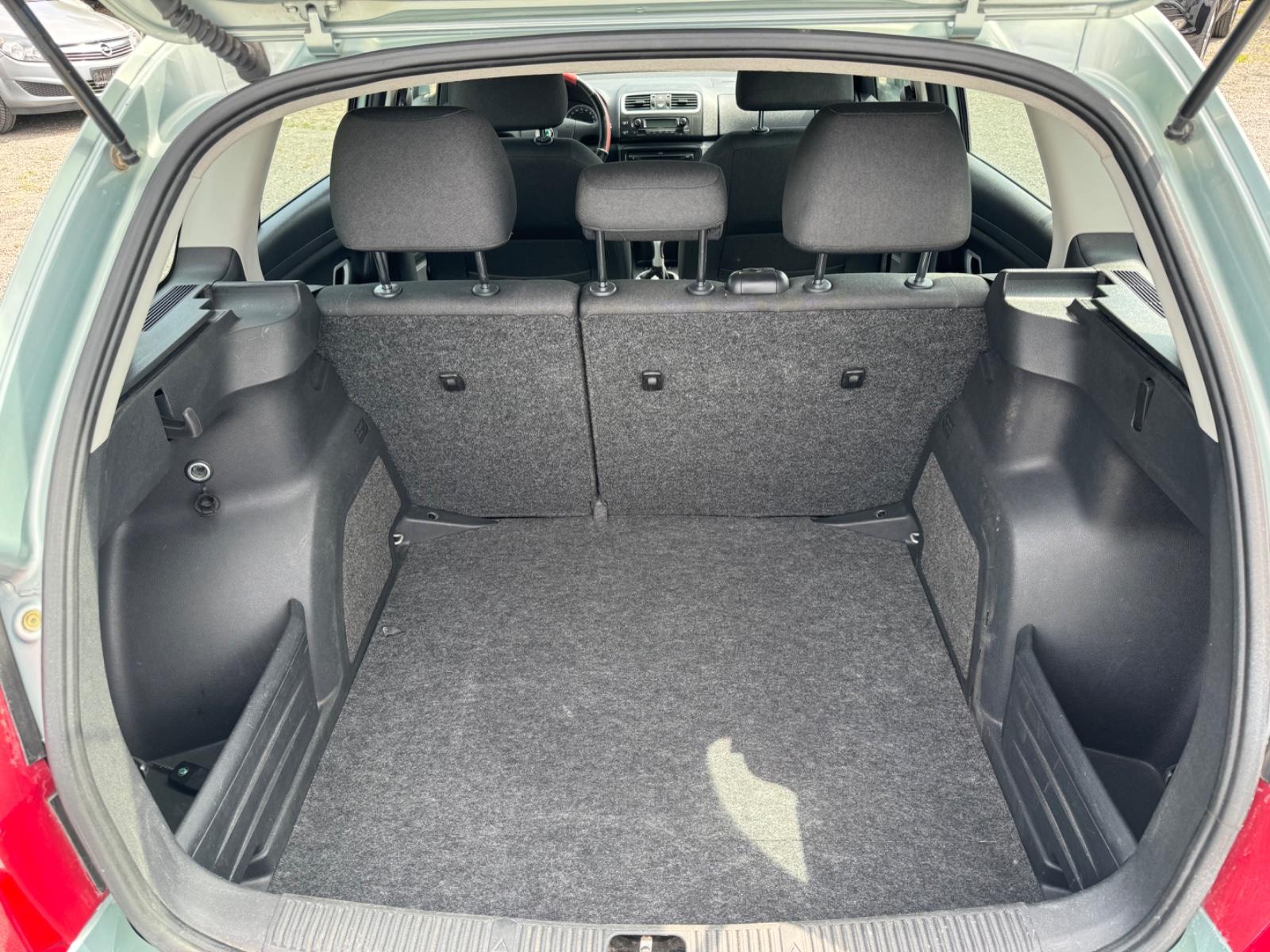 Skoda Fabia 2009 — photo 6