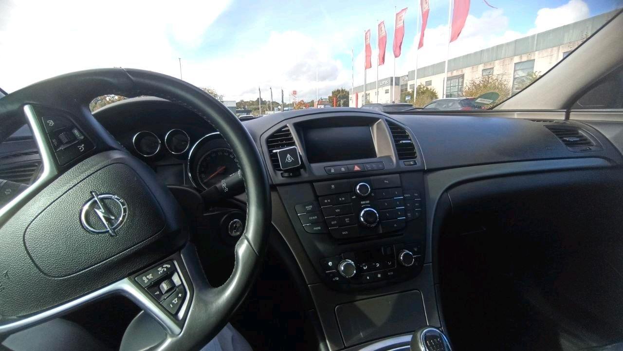 Opel Insignia 2012 — photo 6