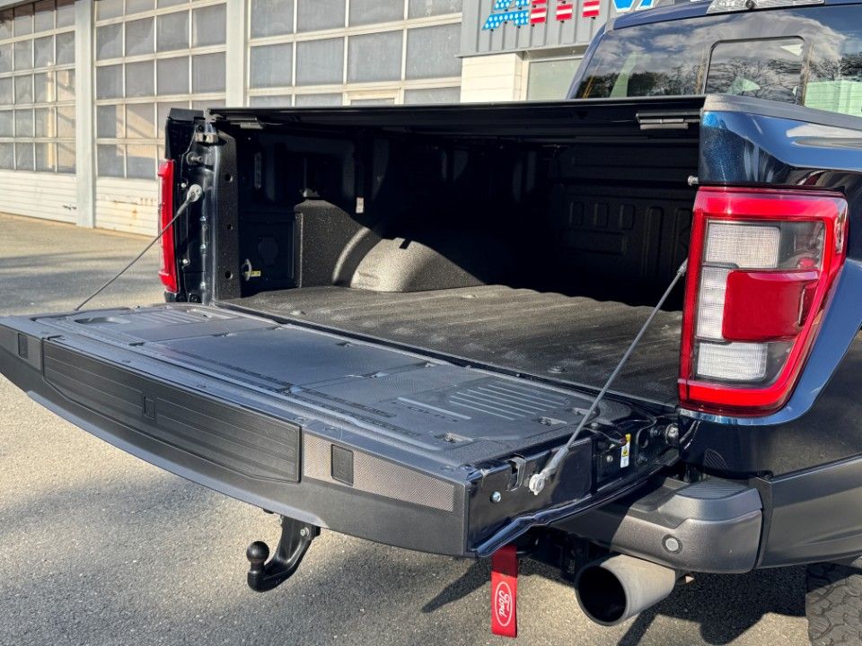 Fahrzeugabbildung Ford F-150 RAPTOR SuperCrew 1.Hd. uff. Mwst.