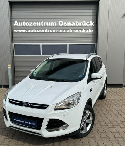 Ford Kuga Titanium Teilleder Navi PDC Sitzh Alu