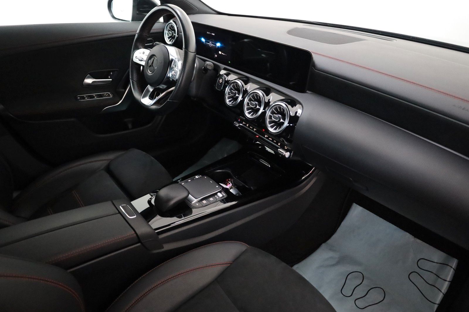 Fahrzeugabbildung Mercedes-Benz CLA 250 e, AMG Coupe ,T.Leder,Navi,LED,SH,Kamera