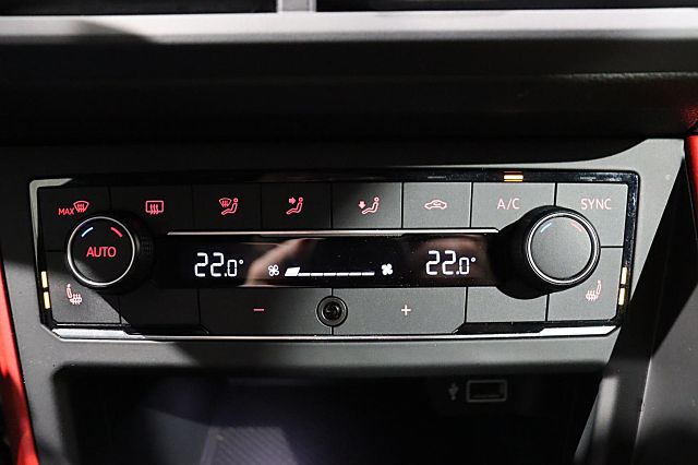 Polo GTI 2.0 TSI GTI DSG ACC NAVI BT SHZ SPORTFW